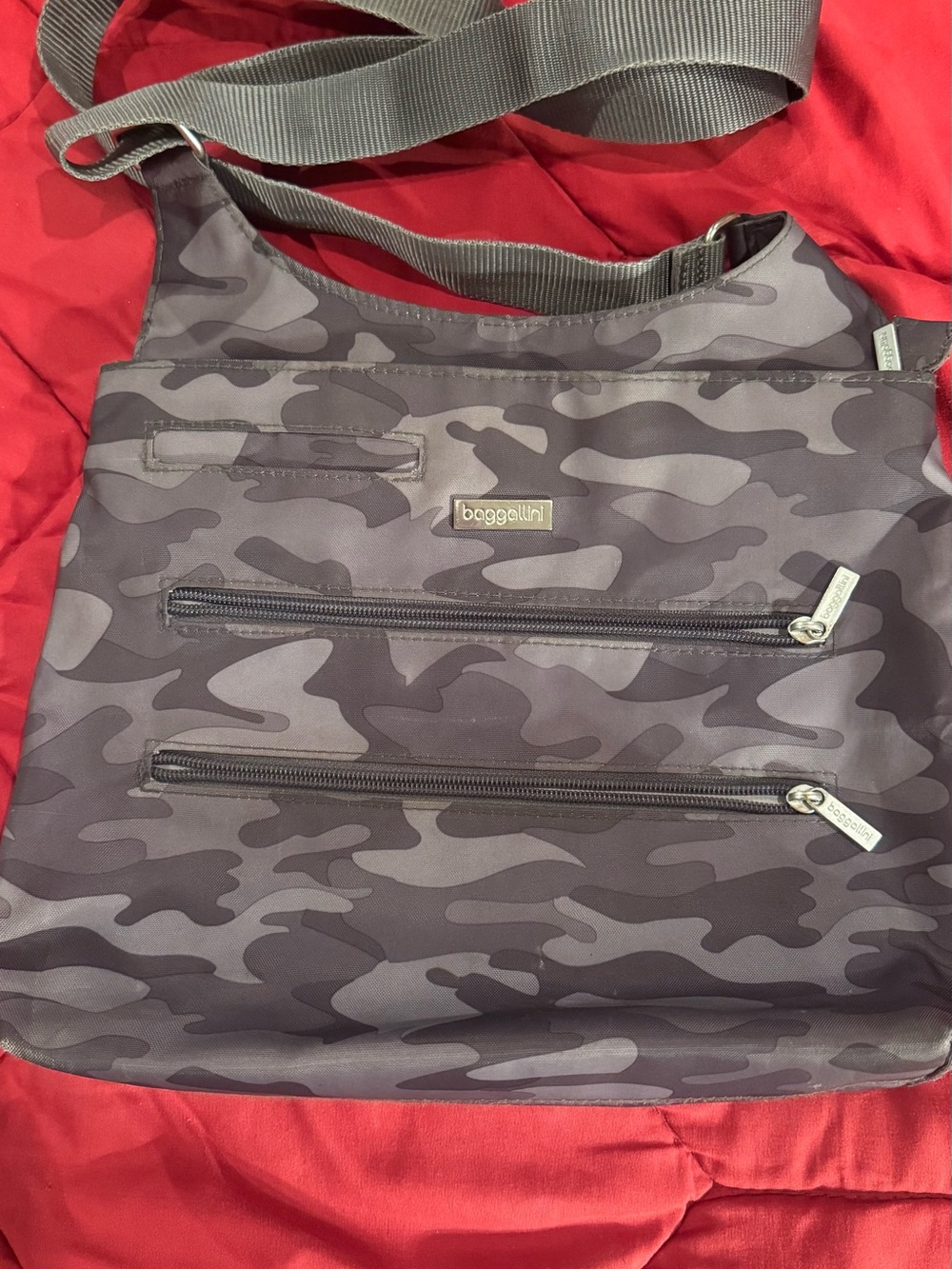 Baggallini Gray Camouflage Crossbody Messenger Bag